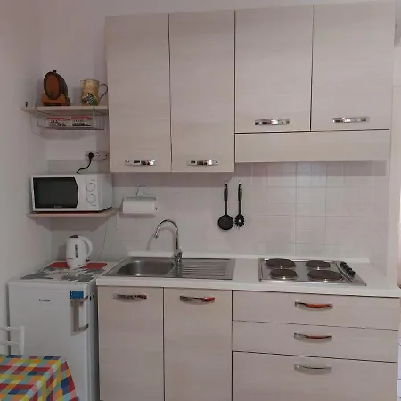 Grazioso Monolocale * בלאג'יו